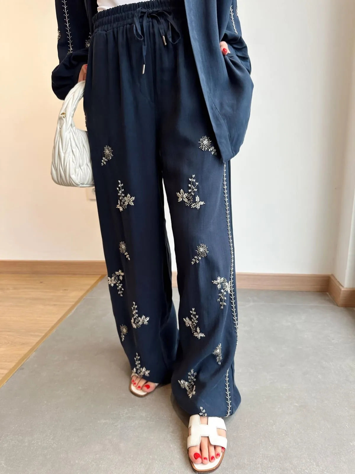 Conjunto Calça e Camisa Aurora Bordada